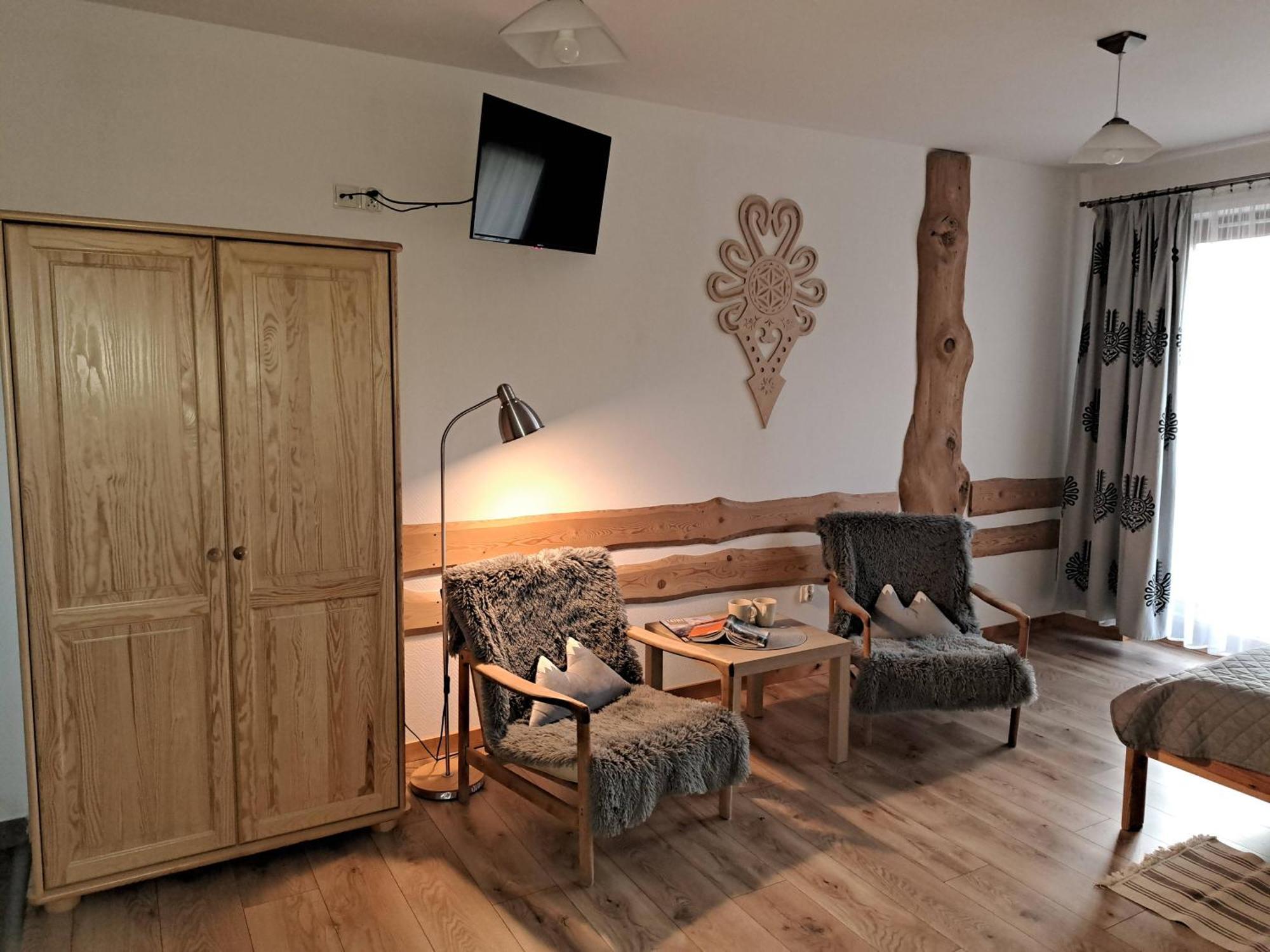 Przy Szlaku Zakopane Centrum Pokoje & Apartamenty — Photos 3